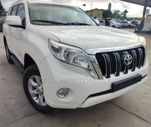 Toyota Land Cruiser Prado 4.0 Petrol GX-R 2014 White