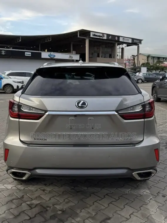 Lexus RX 2019