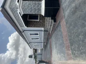 3bdrm Block of Flats in Boluwaji Estate, Ibadan for sale