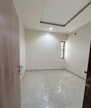 5bdrm Townhouse / Terrace in Life Camp for rent