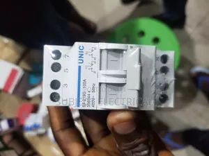 100a 2pole Changeover Breaker Unic