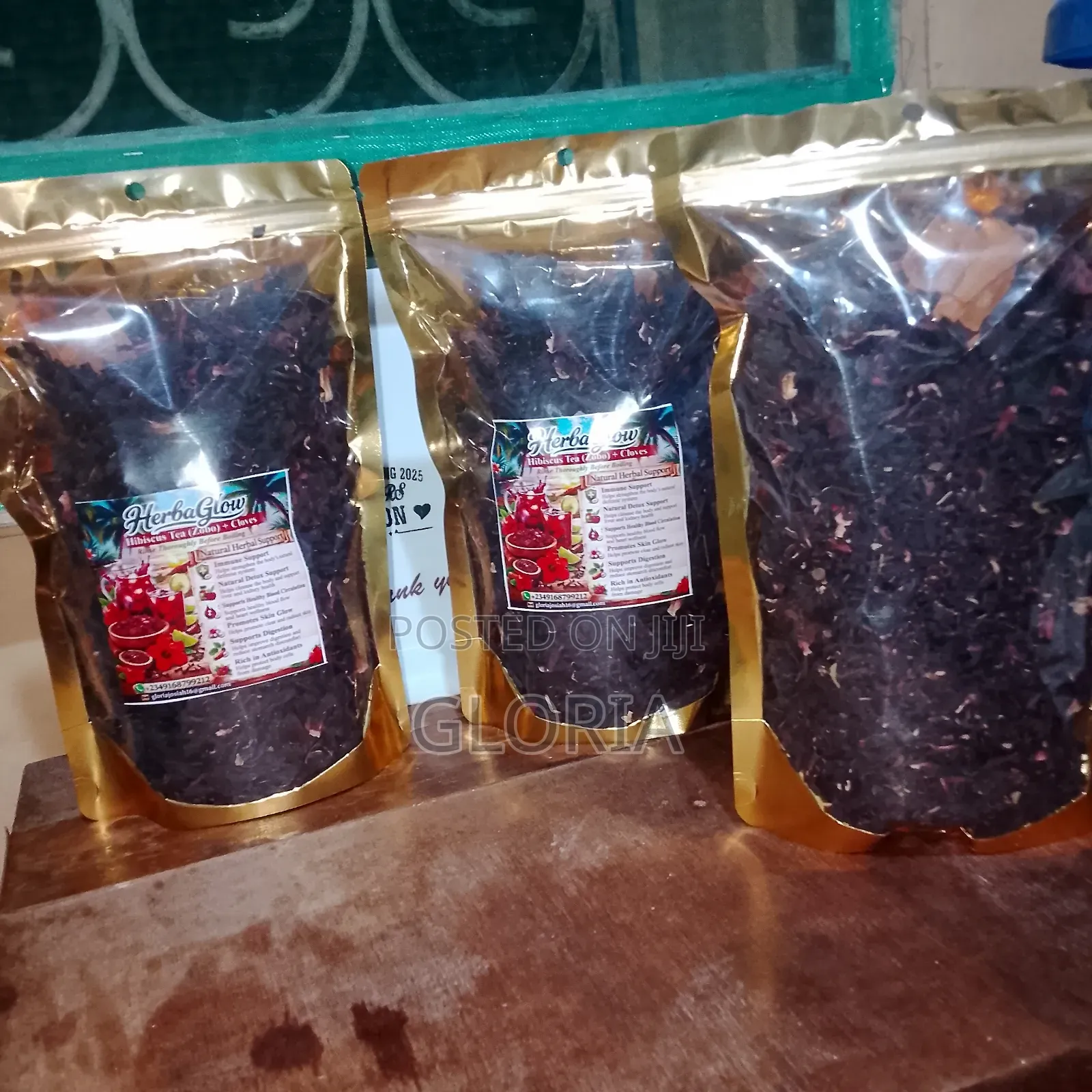 Hibiscus Leaf With Cinnamon And Cloves