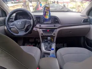 Hyundai Elantra 2017 Black