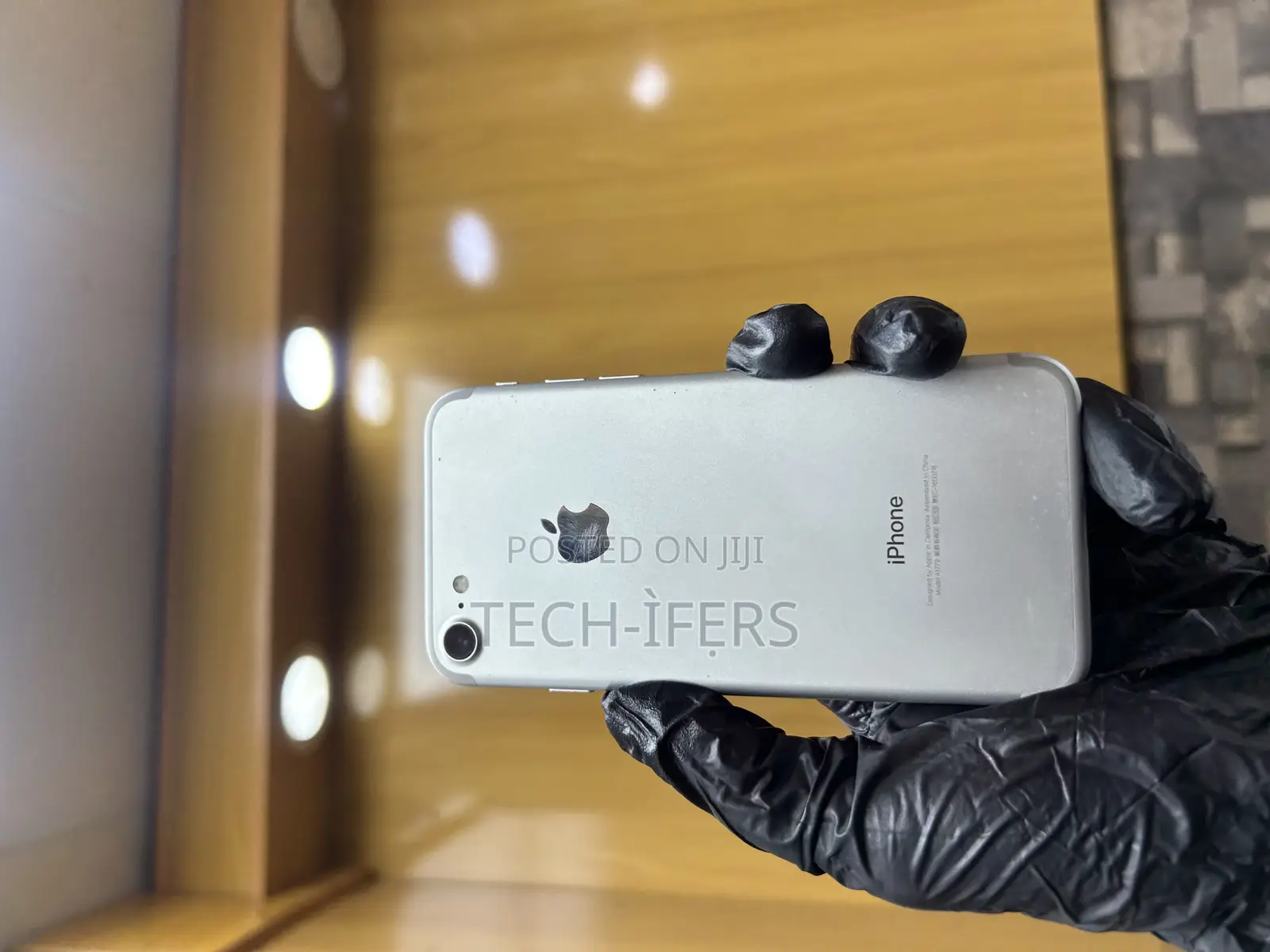 Apple iPhone 7 32 GB Silver