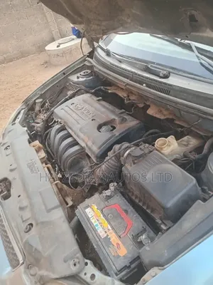 Toyota Corolla Liftback 2004 Blue