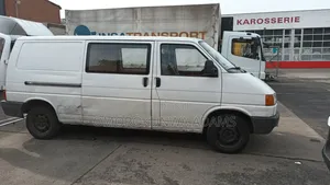 Volkswagen Transporter 1994 White