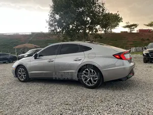 Hyundai Sonata 2021