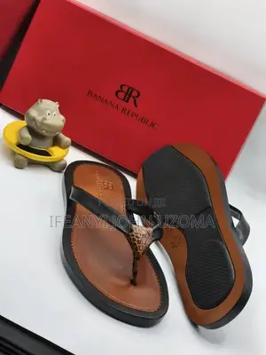 Nice Designer Leather Slippers