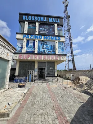 Shopping Mall in Oribanwa in Oribanwa