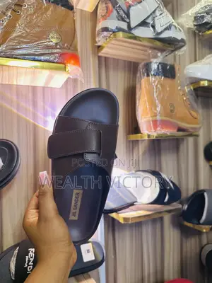 Menfootwears