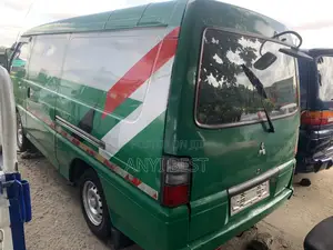 Mitsubishi Delica 2014 Green