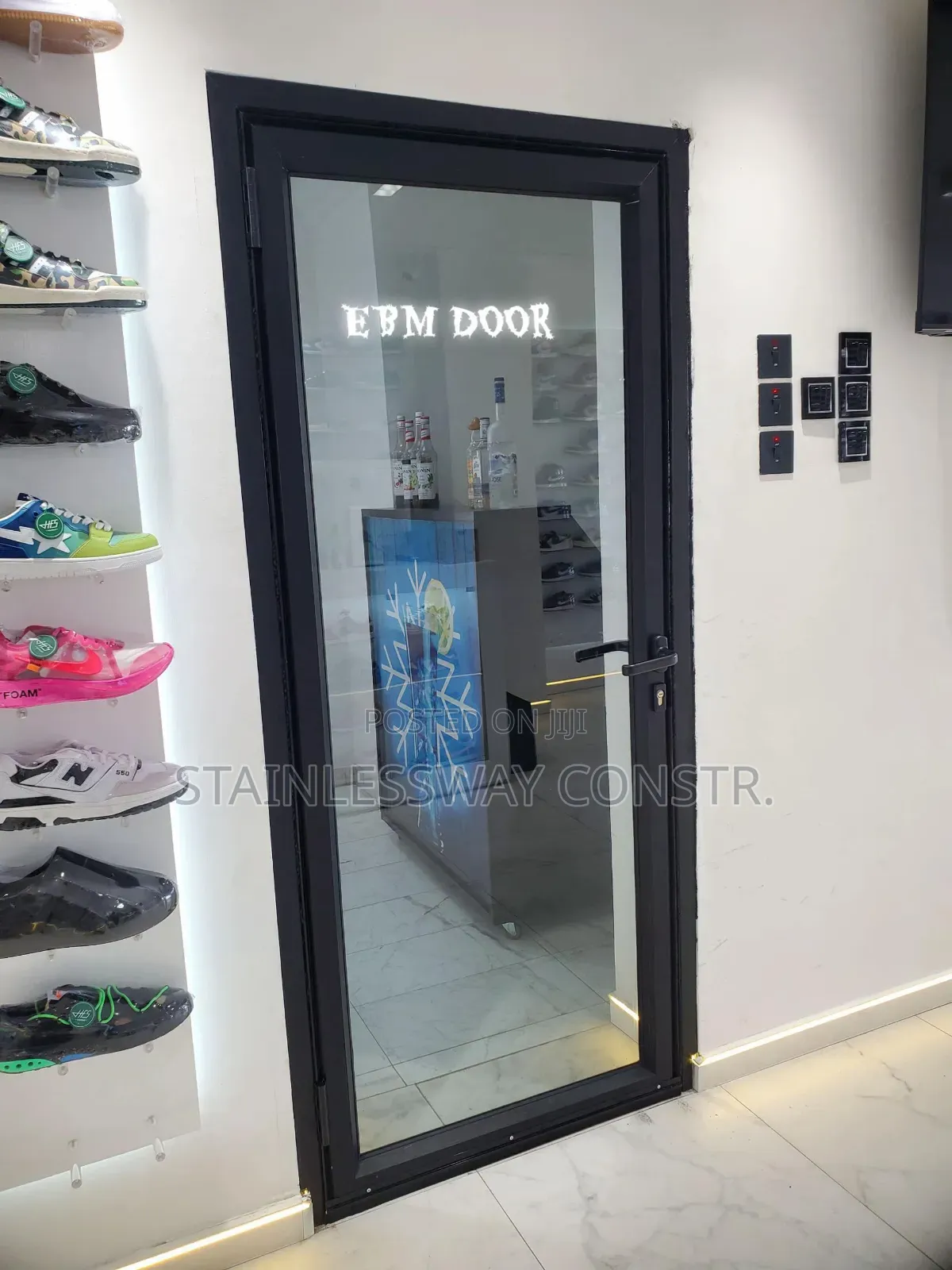 Ebm Hinge Door With Black Accessories