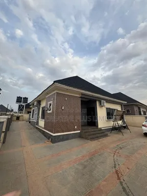 Furnished 3bdrm Bungalow in Royal Valinton for sale