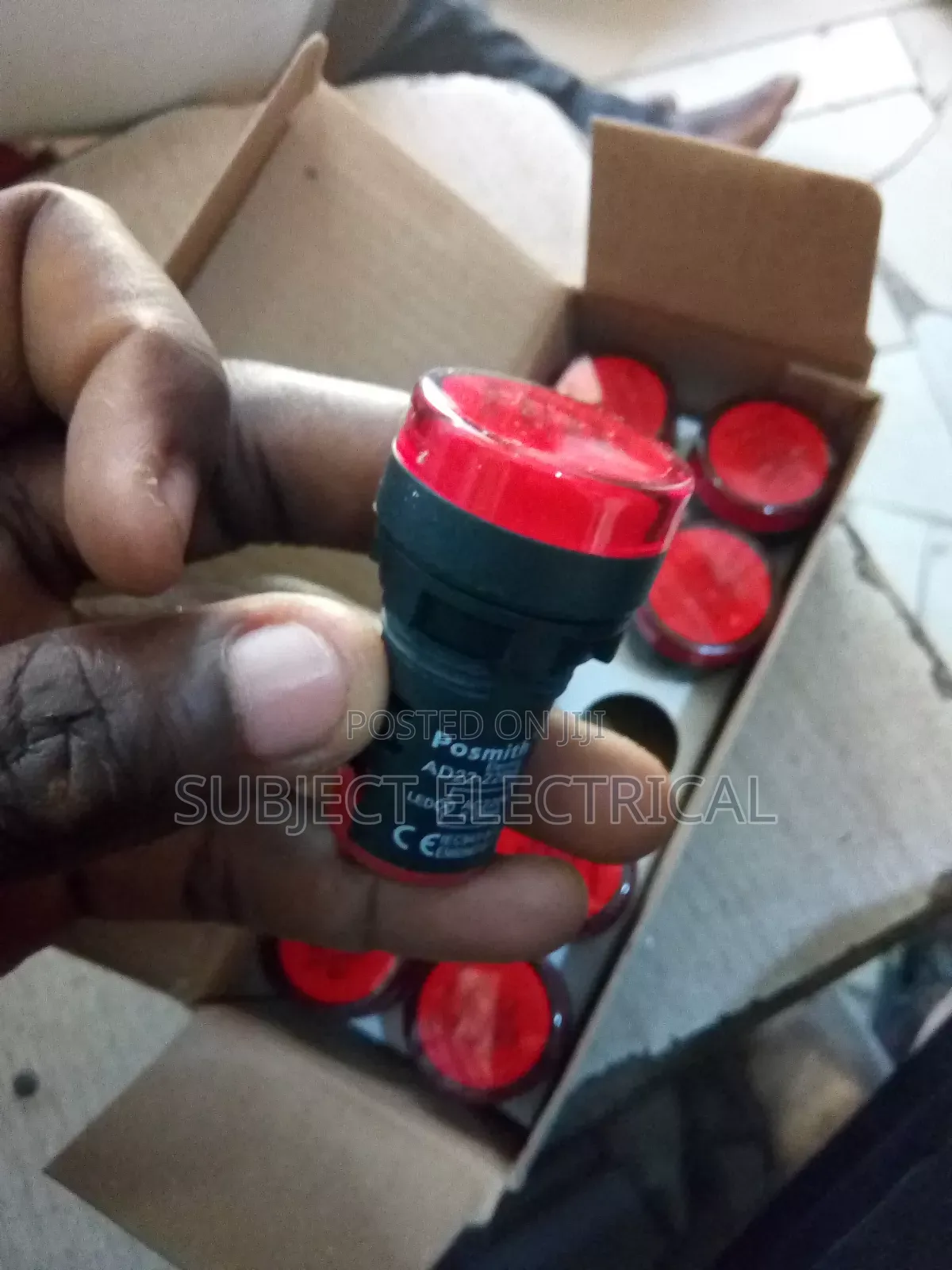 Green and Red Indicator