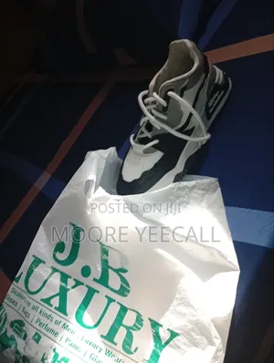 Fashion Designer Shoe for Sale, for Both Males and Females