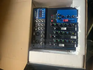 F4 Yamaha Mixer