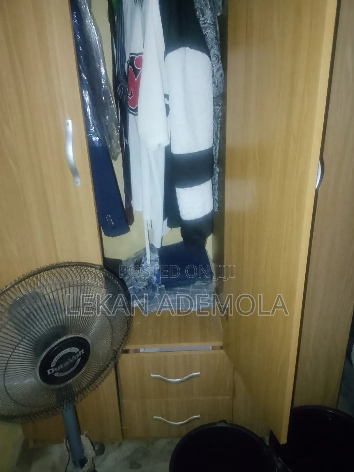 Wardrobe 3door