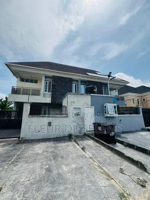 4bdrm Duplex in Ikota, Lagos Island / Lagos Island for rent