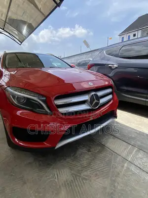 Mercedes-Benz GLA 250 SV Premium 2014 Red