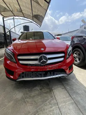 Mercedes-Benz GLA 250 SV Premium 2014 Red