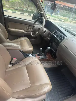 Toyota 4-Runner 2002 Silver