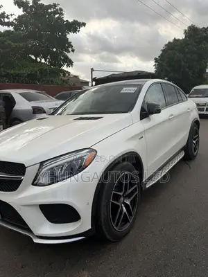 Mercedes-Benz GLE-Class 2016 White