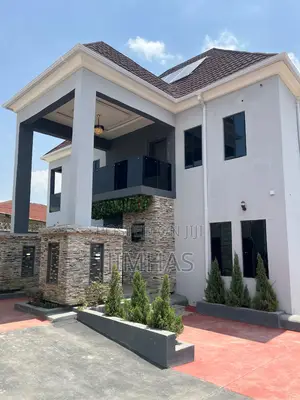 For Lease Spacious 6-Bedroom Property Suitable for Serviced Apartment
