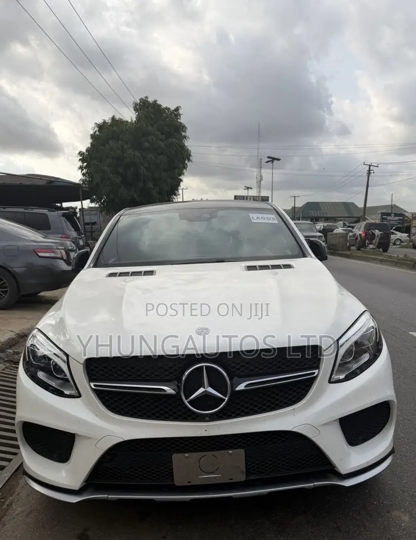 Mercedes-Benz GLE-Class 2016 White