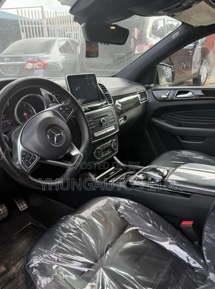 Mercedes-Benz GLE-Class 2016 White