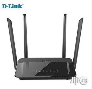 D-link D-link Ac1200 Dual Band Router / High-gain Wifi Router Dir-822