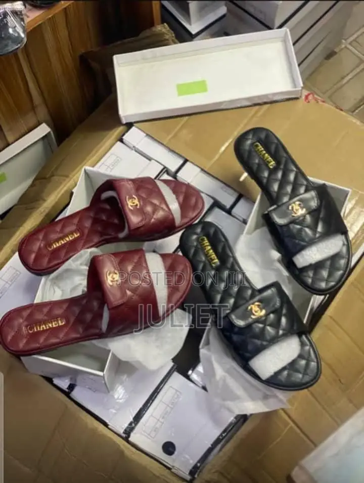Flat Slippers