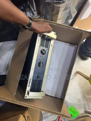 Yamaha P7000s Power Amplifier