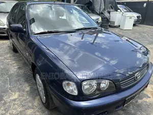 Toyota Corolla 1.9 D Liftback 2000 Blue