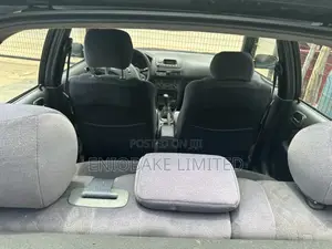 Toyota Corolla 1.9 D Liftback 2000 Blue