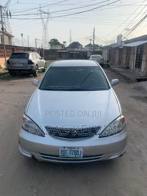 Toyota Camry LE 4dr Sedan (2.4L 4cyl 4A) 2004 Silver