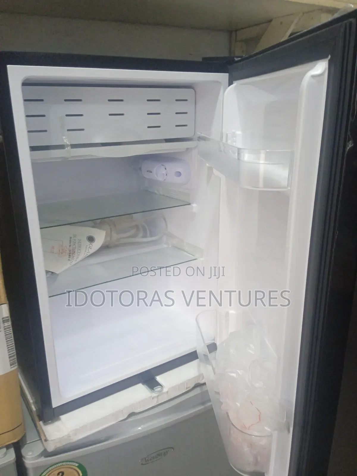 Glamstar Refrigerator 75l