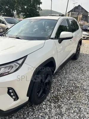 Toyota RAV4 2020 White