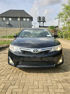 Toyota Camry XLE V6 4dr Sedan (3.5L 6cyl 6A) 2013 Black