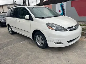 Toyota Sienna XLE Limited 2007 White