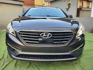 Hyundai Sonata Sport 2.0T 4dr Sedan (2.0L 4cyl Turbo 6A) 2015 Brown