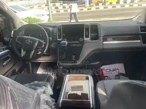 New Toyota Granvia 2025 Black