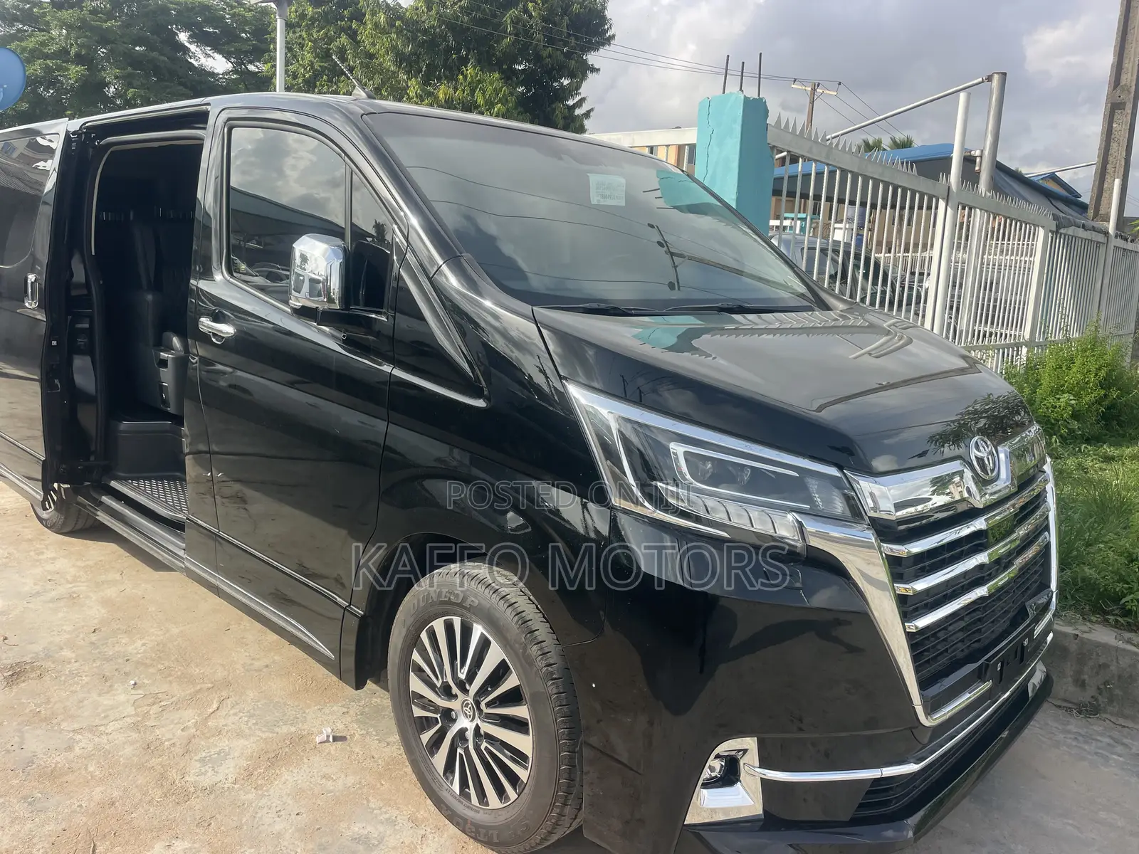 New Toyota Granvia 2025 Black