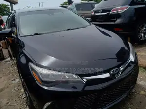 Toyota Camry XSE 4dr Sedan (3.5L 6cyl 6A) 2017 Black