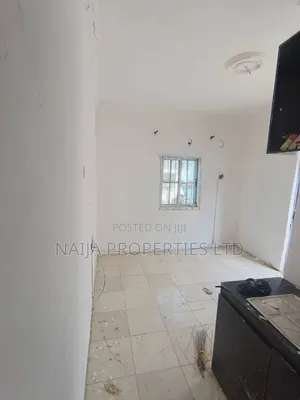 Mini Flat in Olokonla for rent