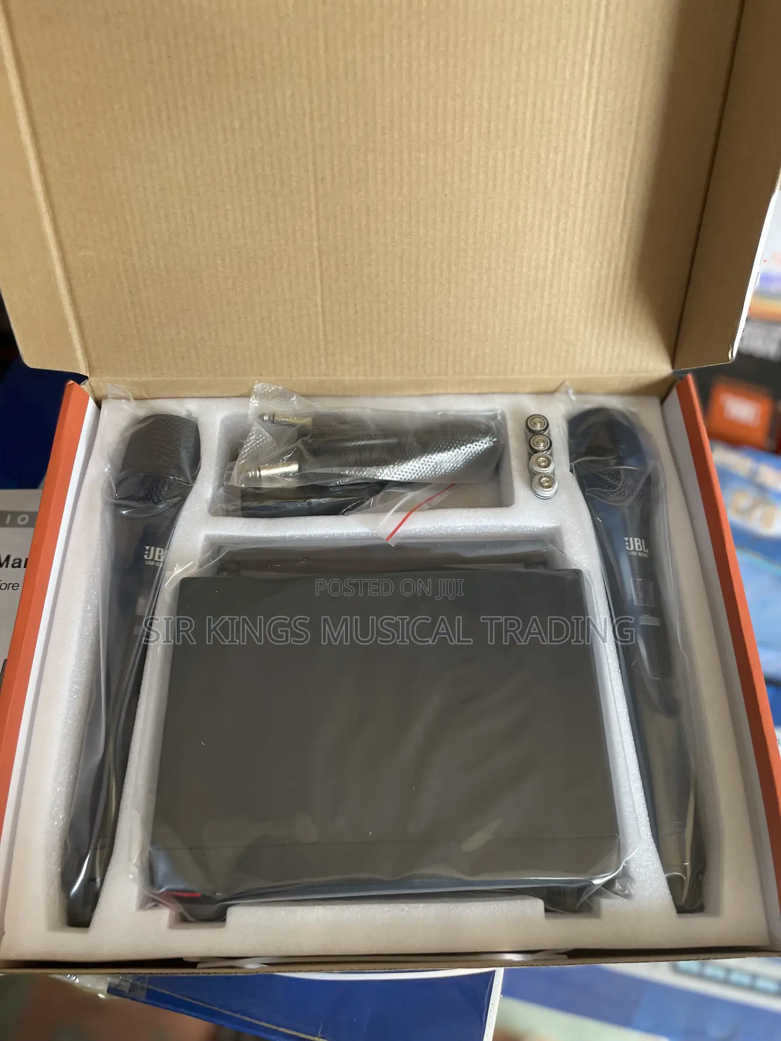 JBL Vm-688u Wireless Microphone