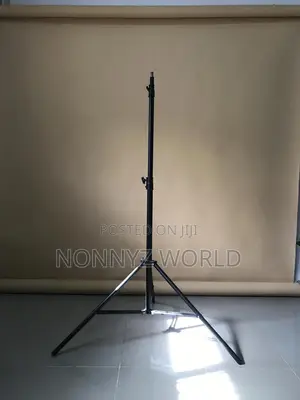 Heavy Duty Tripod for Light for Rent