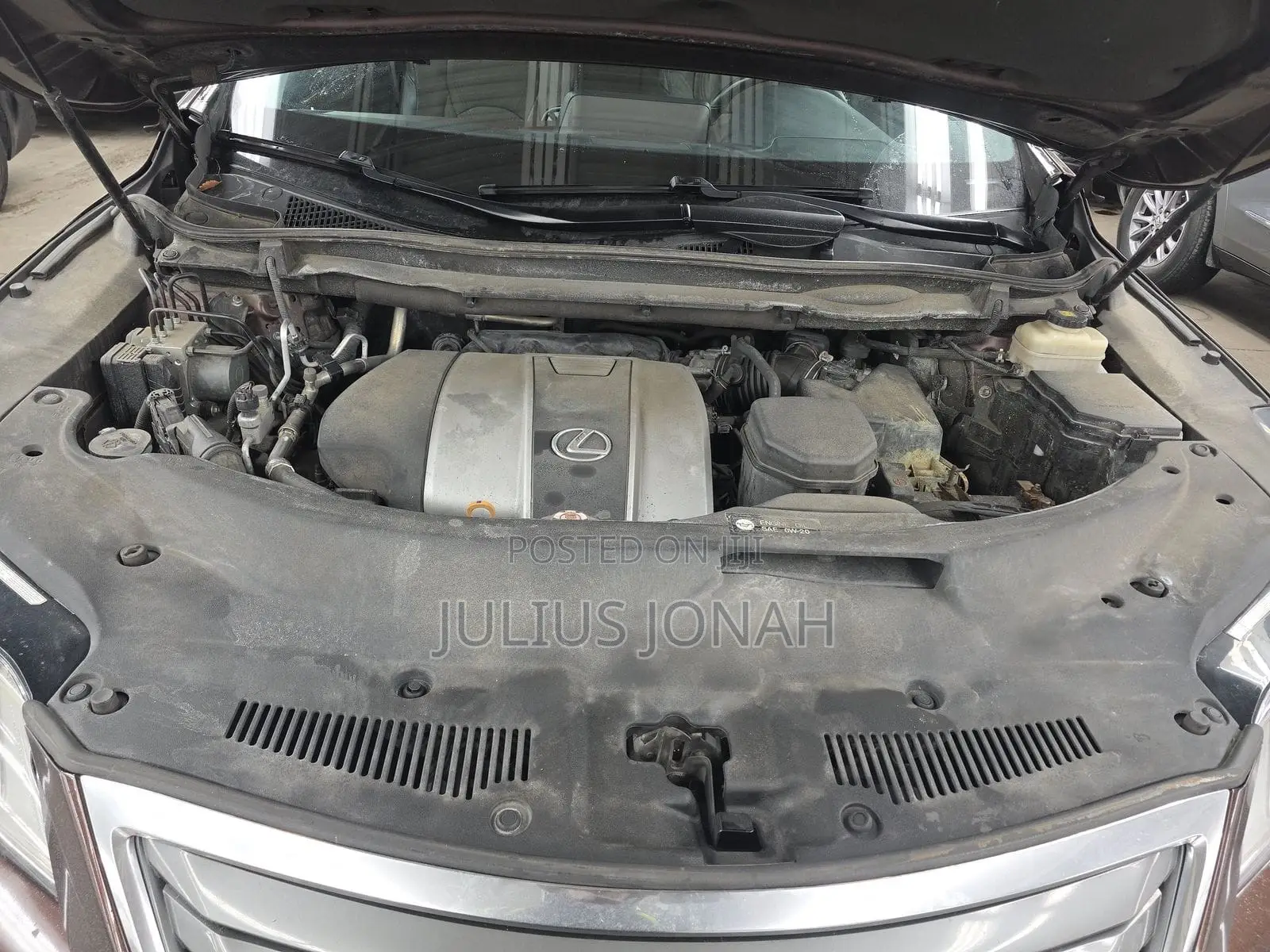 Lexus LX 2019 Gold