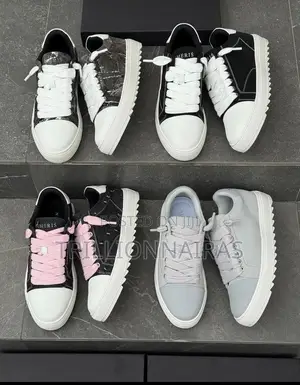 Trendy Sneakers