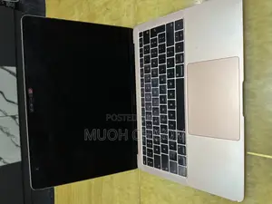 Laptop Apple MacBook Air 2019 8GB Intel Core i5 SSD 1T