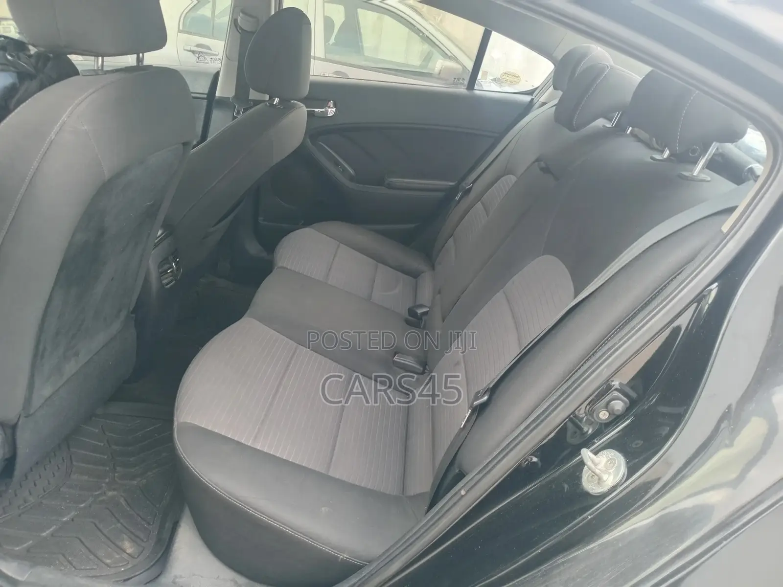 Kia Cerato 2015 Black
